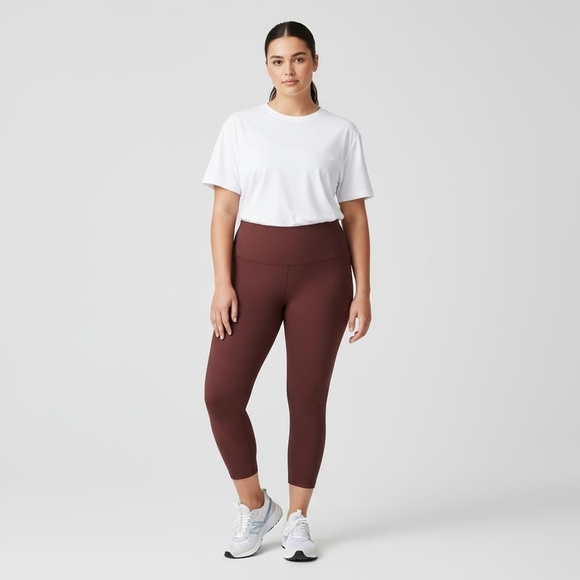 Abercrombie & Fitch Pants - YPB x Abercrombie burgundy 7/8 leggings size XXL short